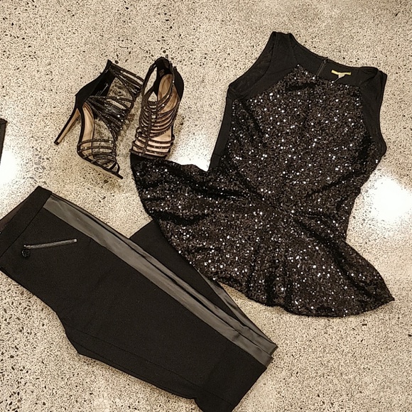 Gianni Bini Tops - Gianni Bini sleeveless sequin peplum top